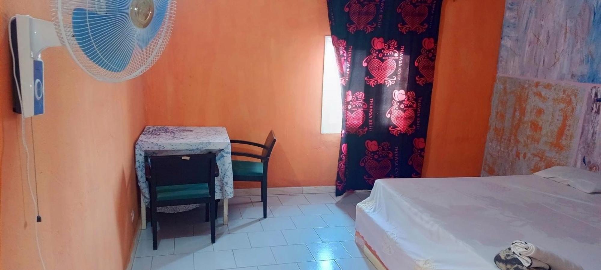Chez Paolo Hotel Toubab Dialaw Buitenkant foto